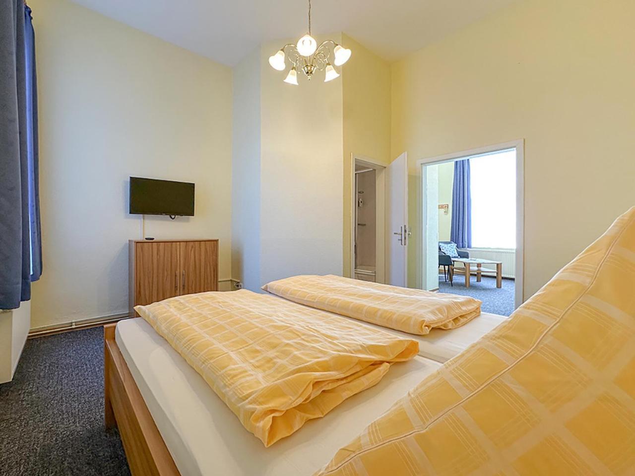 Hotel Graf Waldersee Borkum Exterior photo